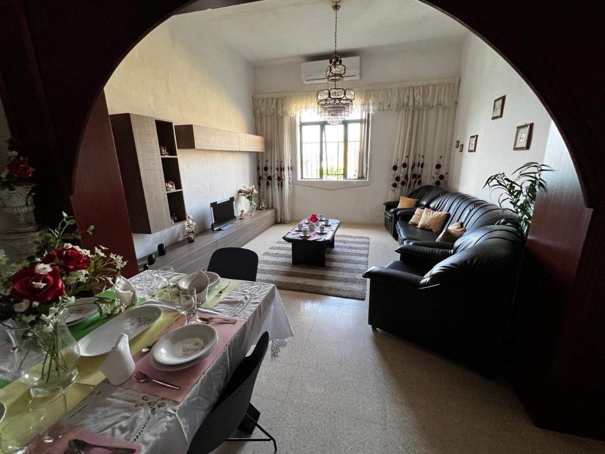 Superb 3 Bedroom Apartment In La Valeta Exterior foto