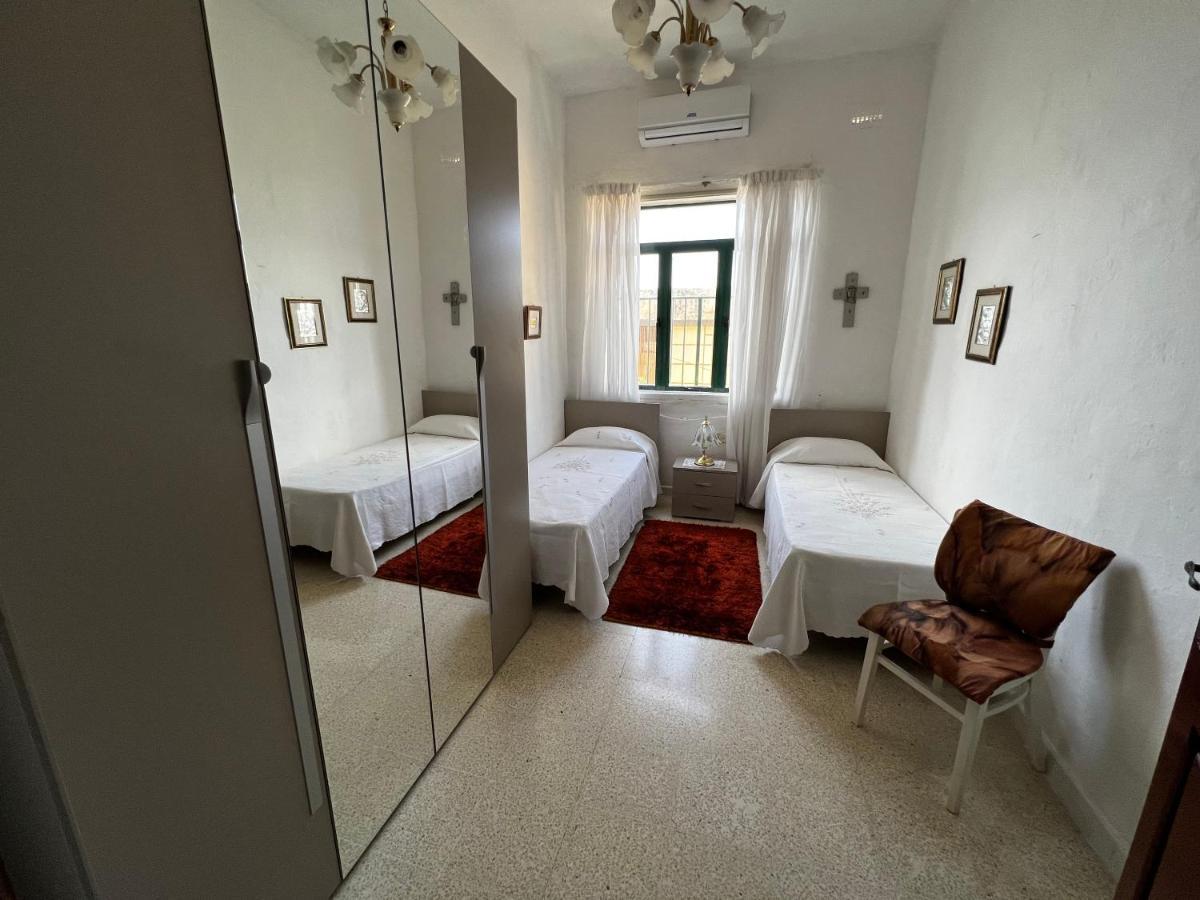 Superb 3 Bedroom Apartment In La Valeta Exterior foto